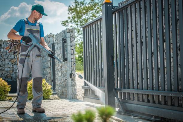 Best Factory Floor Cleaning  in Minneola, FL