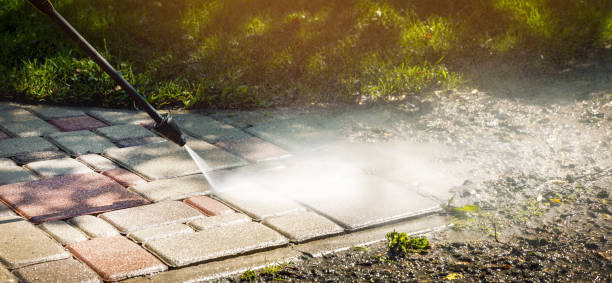 Best Building Exterior Washing  in Minneola, FL